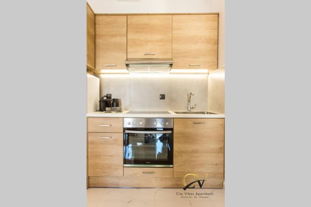City Vibes Apartment Preveza Esterno foto